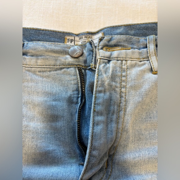 Free People Light Blue Denim Jeans - Picture 2 of 6